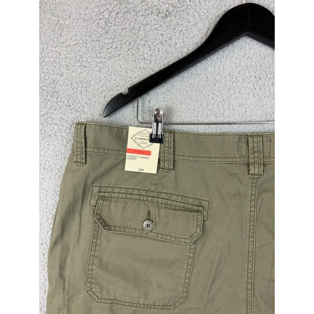St. John's Bay Cargo Shorts Mens 44 Green Cotton Canvas 10 Inseam Casual Men New